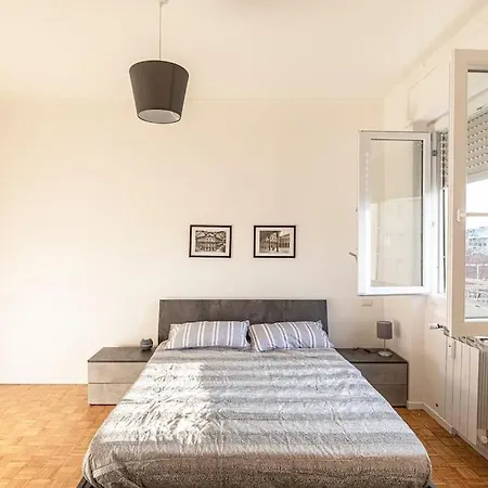 Stadio San Siro - Ospedale Appartement Milaan
